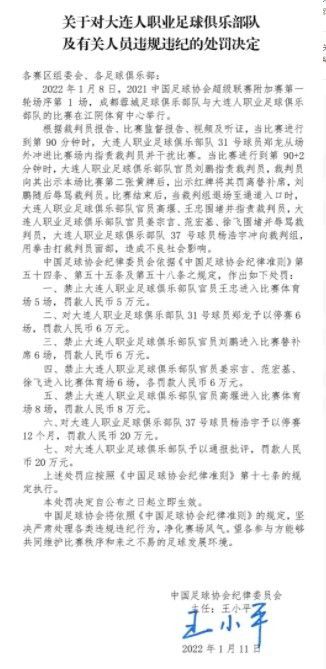 内容简介巴里开了一家小本经营的店铺，除了喜欢收集布丁包装盒，他一直没有什么很执着的爱好。